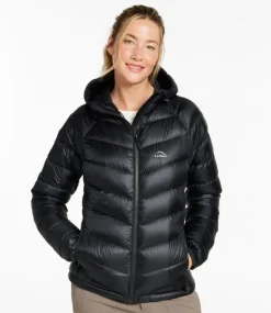 Best Sale L.L.Bean "Women's Ultralight 850 Down Hooded Jacket"